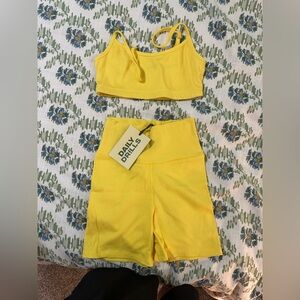 Daily Drills Vibrant Yellow Ribbed Ensemble